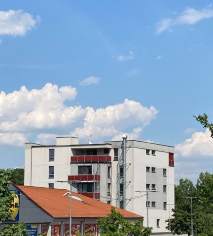 O nás